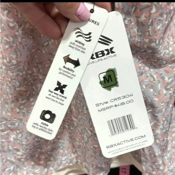 RBX Active 2 in one moisture wicking,flexibility,4-way stretch,pattern - Picture 3 of 7